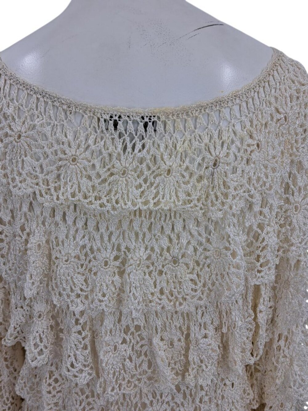 Boston Proper Sheer Ruffle Crochet Lace Blouse Size M/L Ivory Cottagecore Boho - Picture 5 of 13